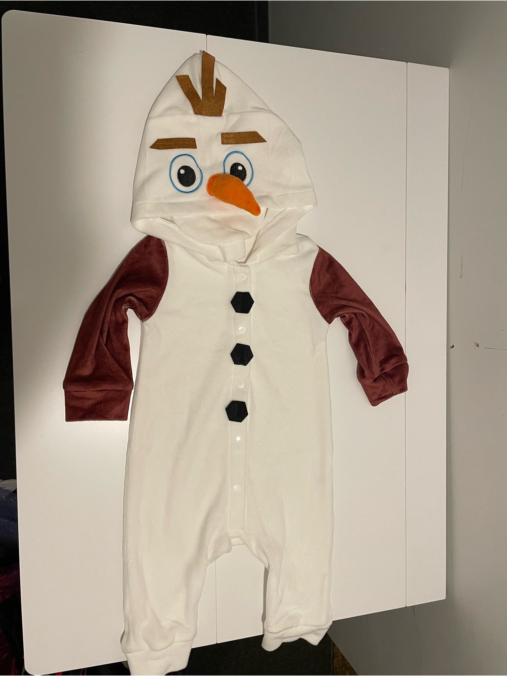 Unbranded Infant size 9-12 Months One Piece Hooded Frozen Olaf Costume Halloween